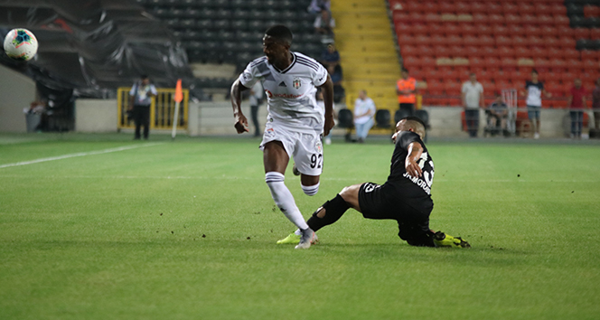 3 kırmızı kart 5 gol, 3 puanın sahibi Gazişehir