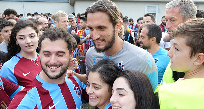 Yusuf Yazıcı’dan transfer tebessümü