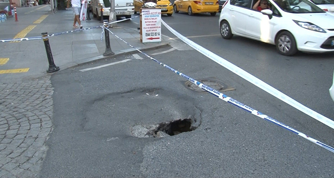 Beşiktaş’ta yol çöktü