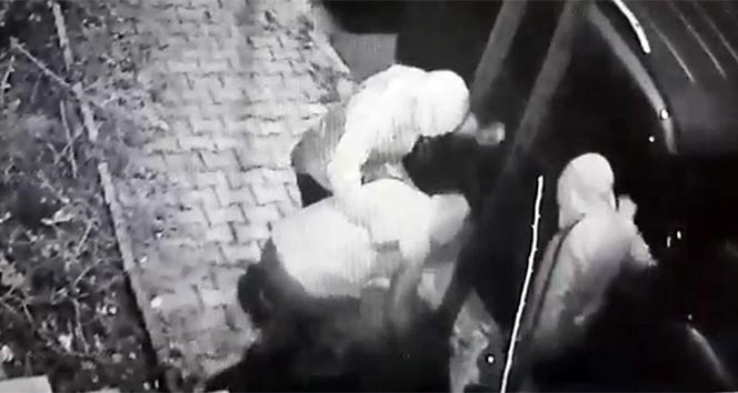 Sultangazi’de dehşet saçan gaspçılar kamerada