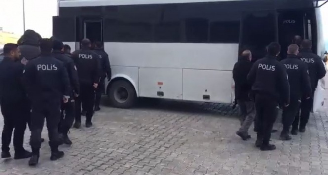 Kriptolu telefon görüşmeleri çözüldü: 17 tutuklama