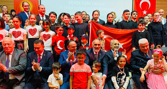 Cumhurbaşkanı Başdanışmanı Topçu Kırgızistan’da Cumhuriyet Bayramı kutlamasına katıldı