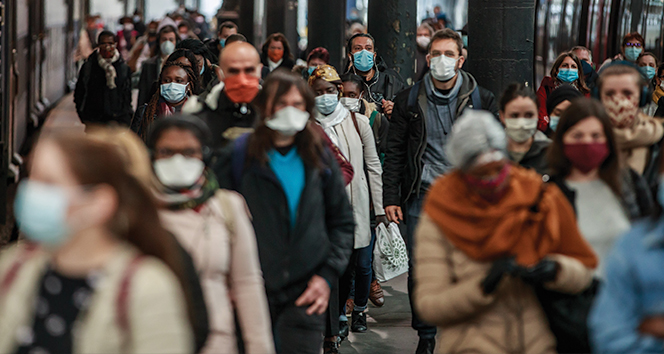 Fransa’da son 24 saatte 22 bin 501 yeni vaka