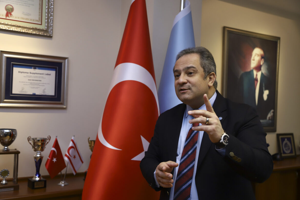 Bilim Kurulu Üyesi İlhan: ‘Aşı olmasaydı, şu anda vakalar çok daha yüksek olacaktı’